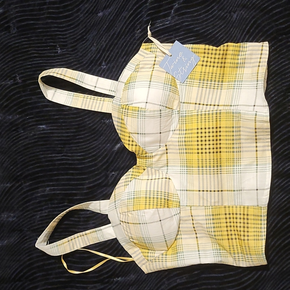 Adorable plaid crop top